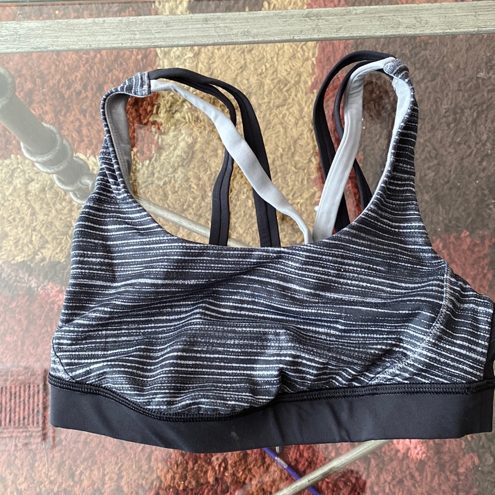 Size 2 Lululemon bra